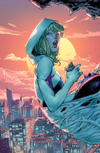 Load image into Gallery viewer, SPIDER-GWEN: GWENVERSE #4 UNKNOWN COMICS PHILIP TAN EXCLUSIVE VIRGIN VAR (07/20/2022)
