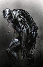 Load image into Gallery viewer, VENOM 7 UNKNOWN COMICS GABRIELE DELL&#39;OTTO EXCLUSIVE VIRGIN VAR (04/13/2022)
